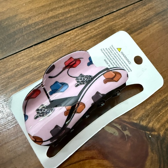 Accessories - Cowboy 🤠 hat hair claw